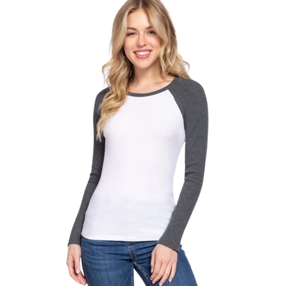 Long Sleeve Raglan Thermal In Grey - Picture 1 of 3